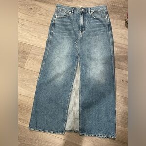Madewell Rilee denim midi skirt, Size 27